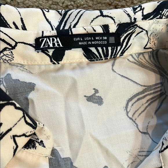 Zara Monochrome Floral Shirt - Picture 2 of 4